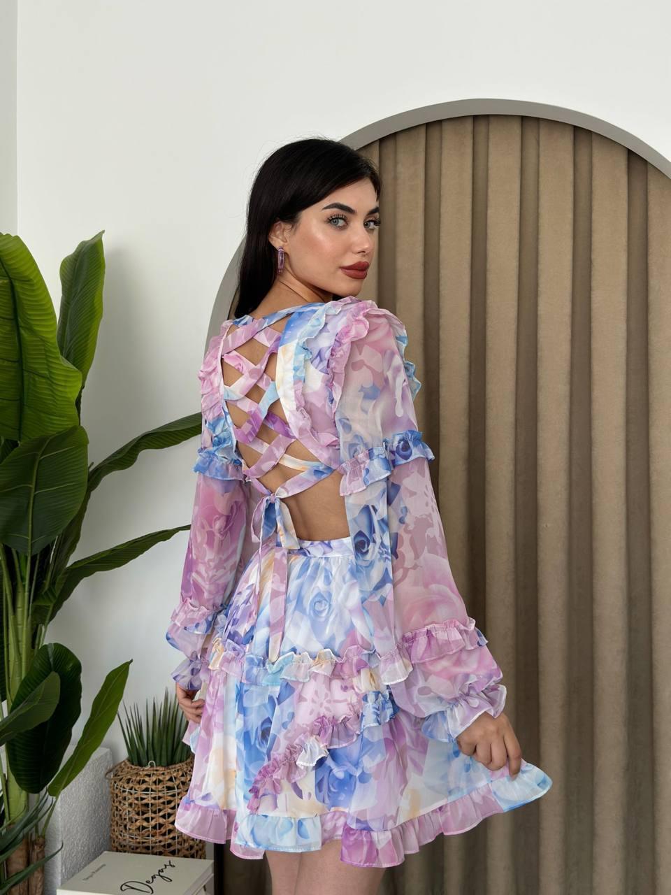 Şifon Kumaş Kat Etekli Fırfırlı Sırt Dekolte Tasarım Elbise Pembe