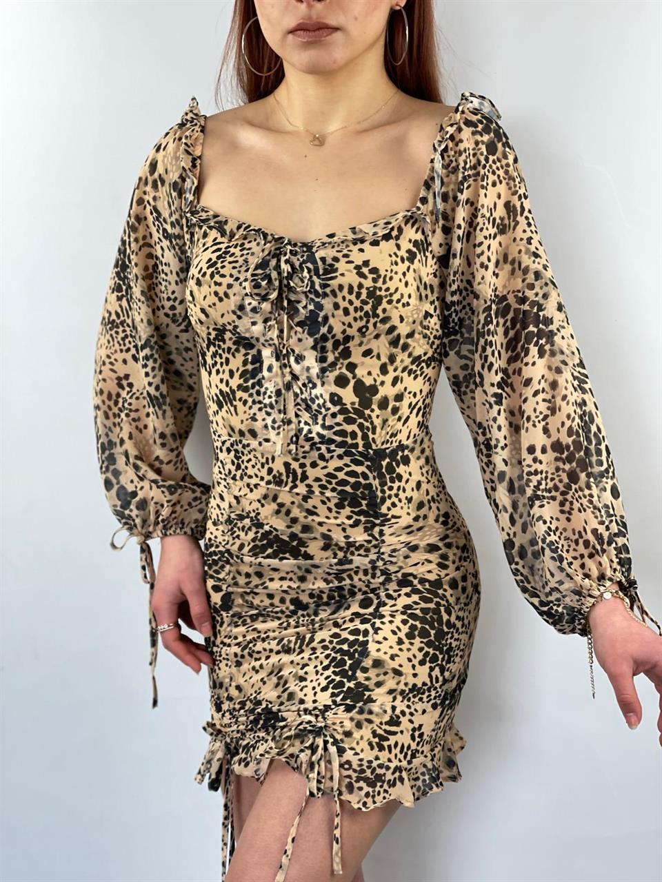 Şifon Kumaş Leopar Desen Bağlama Detaylı Elbisemiz