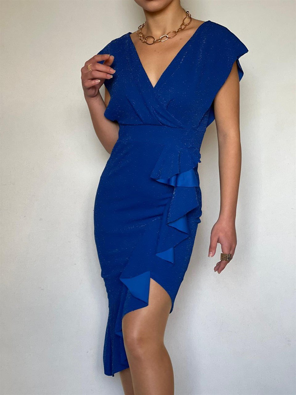 Simli Likralı Crep Kumaş Volan Detay Tasarım Elbise