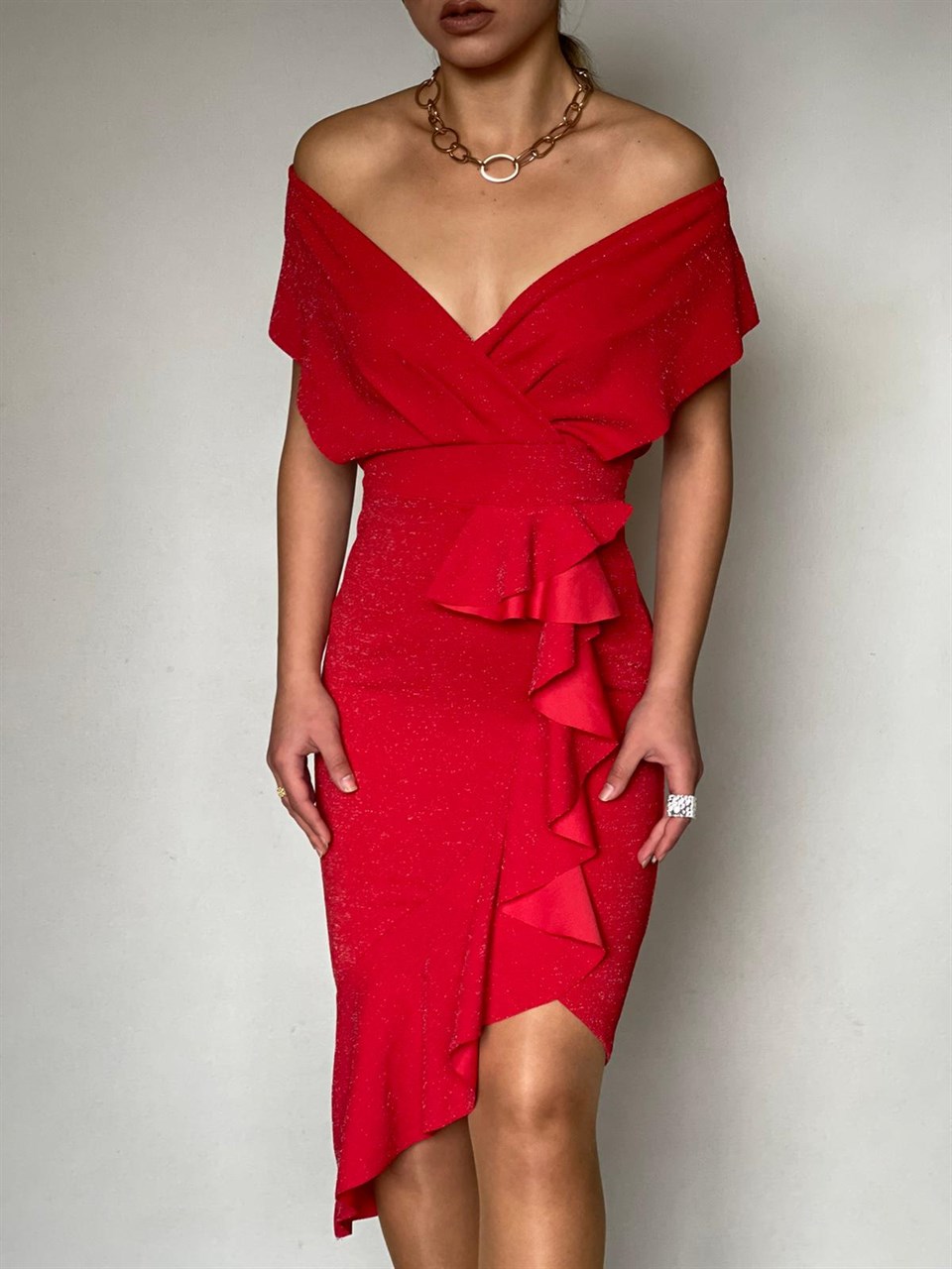 Simli Likralı Crep Kumaş Volan Detay Tasarım Elbise