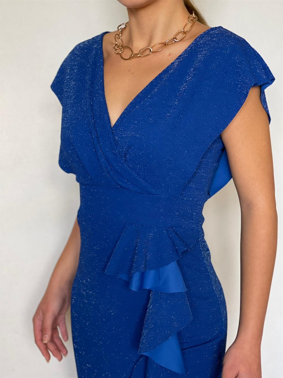 Simli Likralı Crep Kumaş Volan Detay Tasarım Elbise