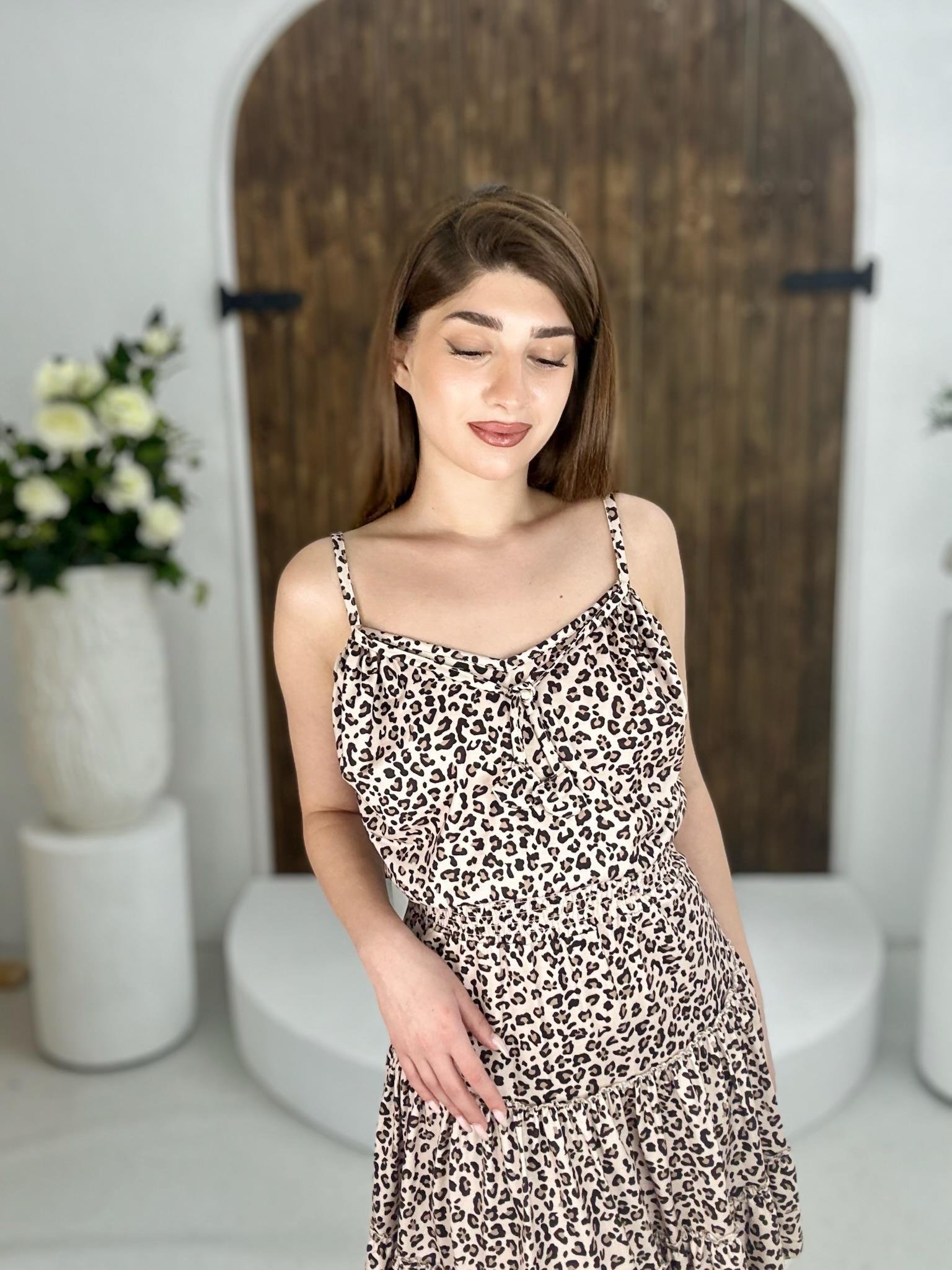 Süprem Kumaş Leopar Desenli Kloş Elbise