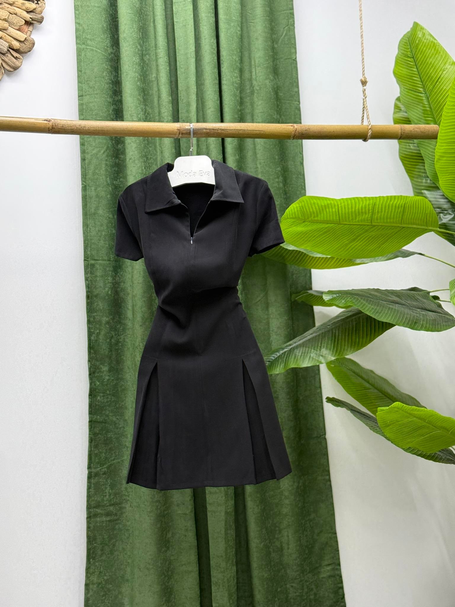 Tensel Kumaş Pileli Fermuar Detaylı Elbise Siyah