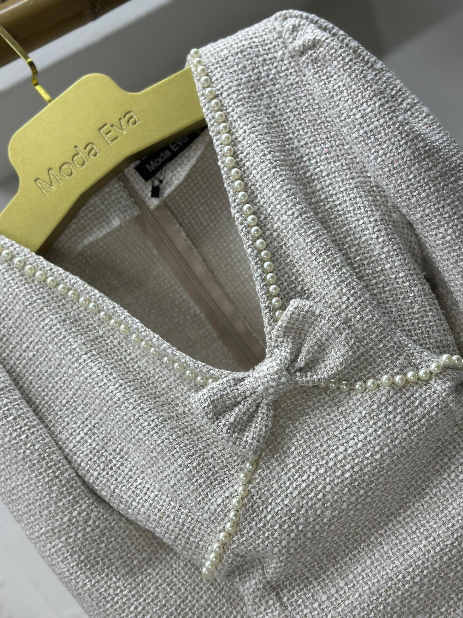 Tuvit Kumaş İnci Detay Tasarım Kalem Beyaz Elbise 