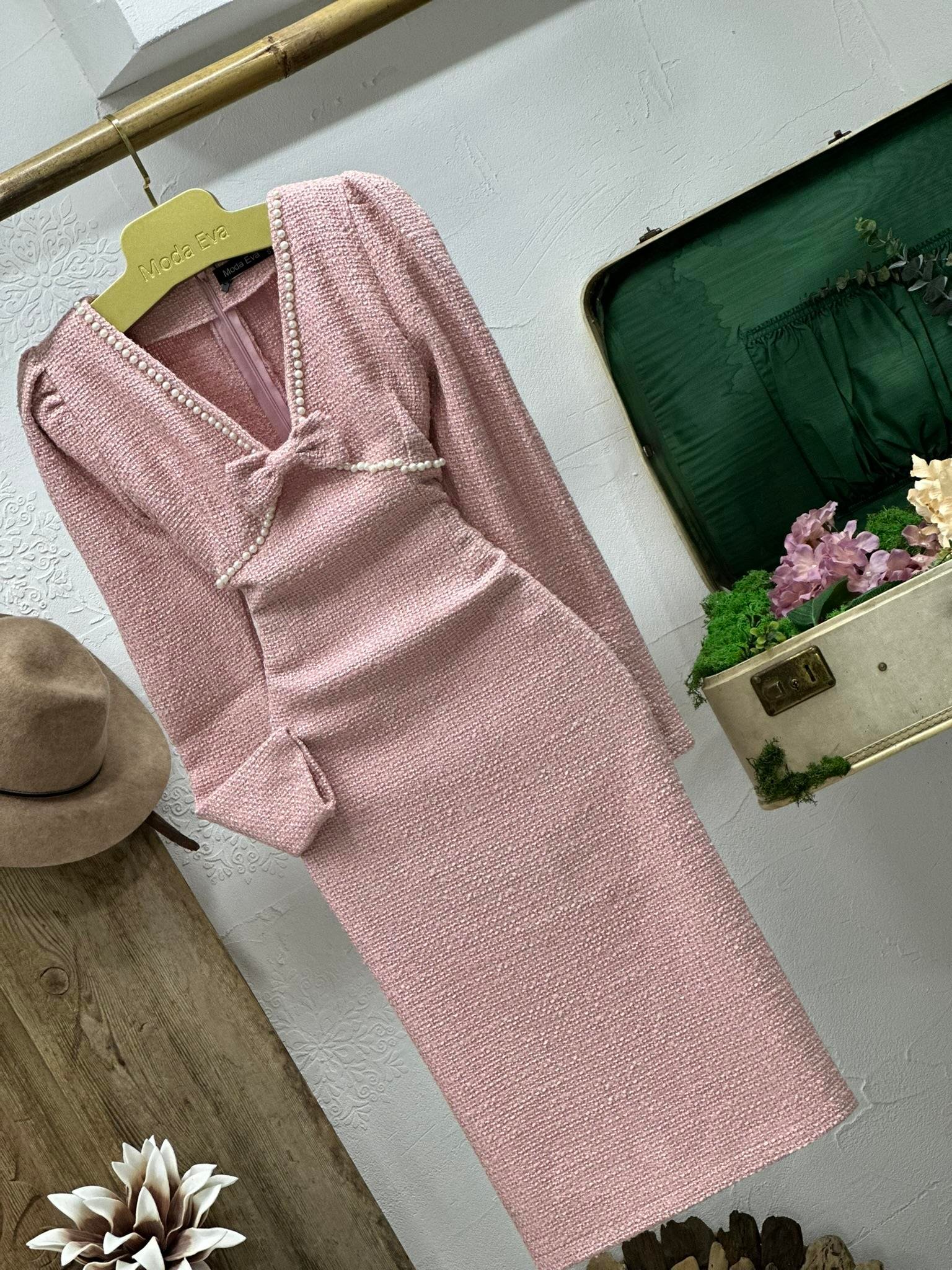 Tuvit Kumaş İnci Detay Tasarım Kalem Pudra Elbise 