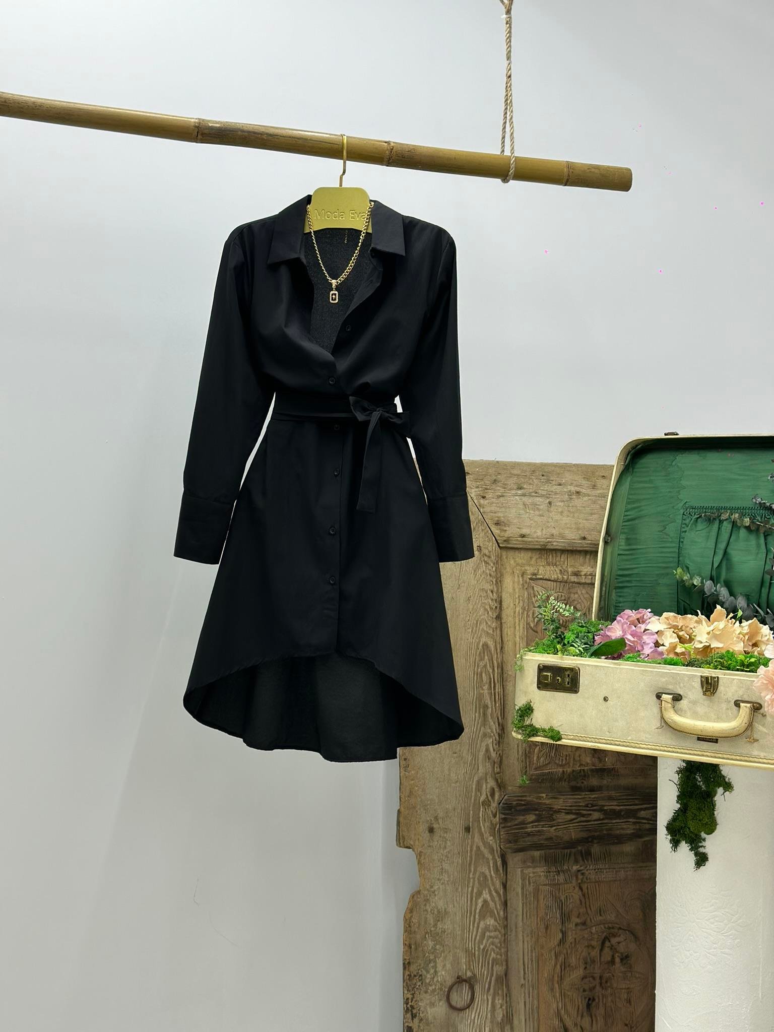 Viskon Dokuma Kumaş Asimetrik Kesim Gömlek Siyah Elbise