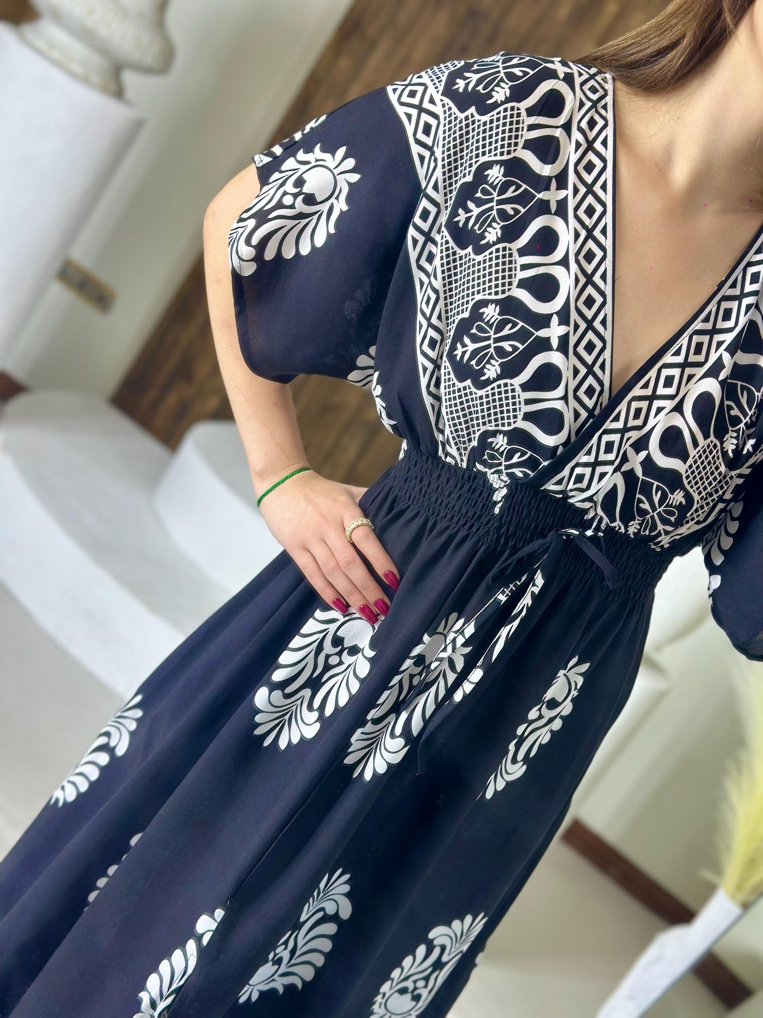 Viskon Kumaş Şal Desen Beli Gipeli Uzun Elbise