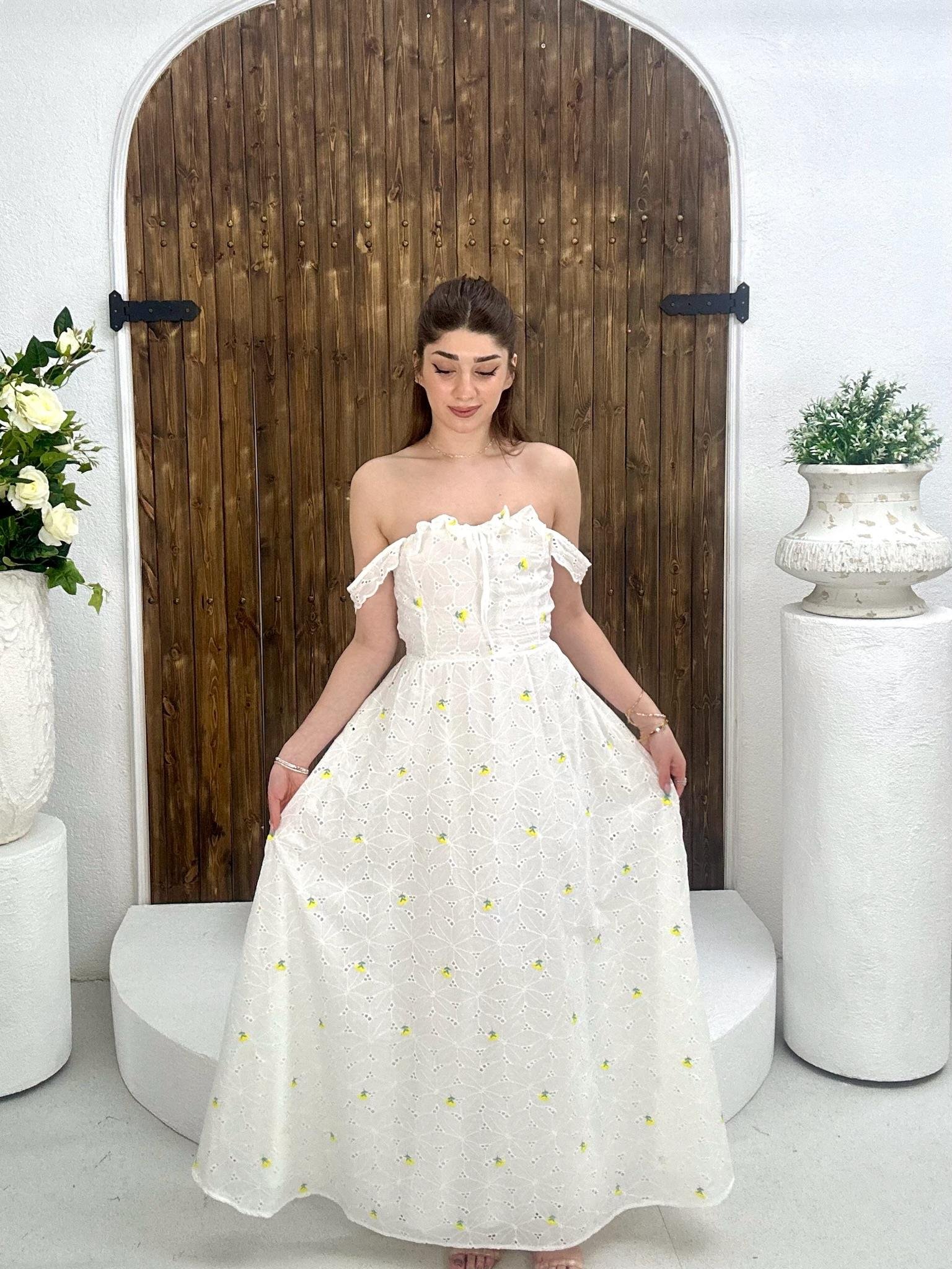 Vual Brode Kumaş Nakışlı Gipe Detay Tasarım Uzun Beyaz Elbise