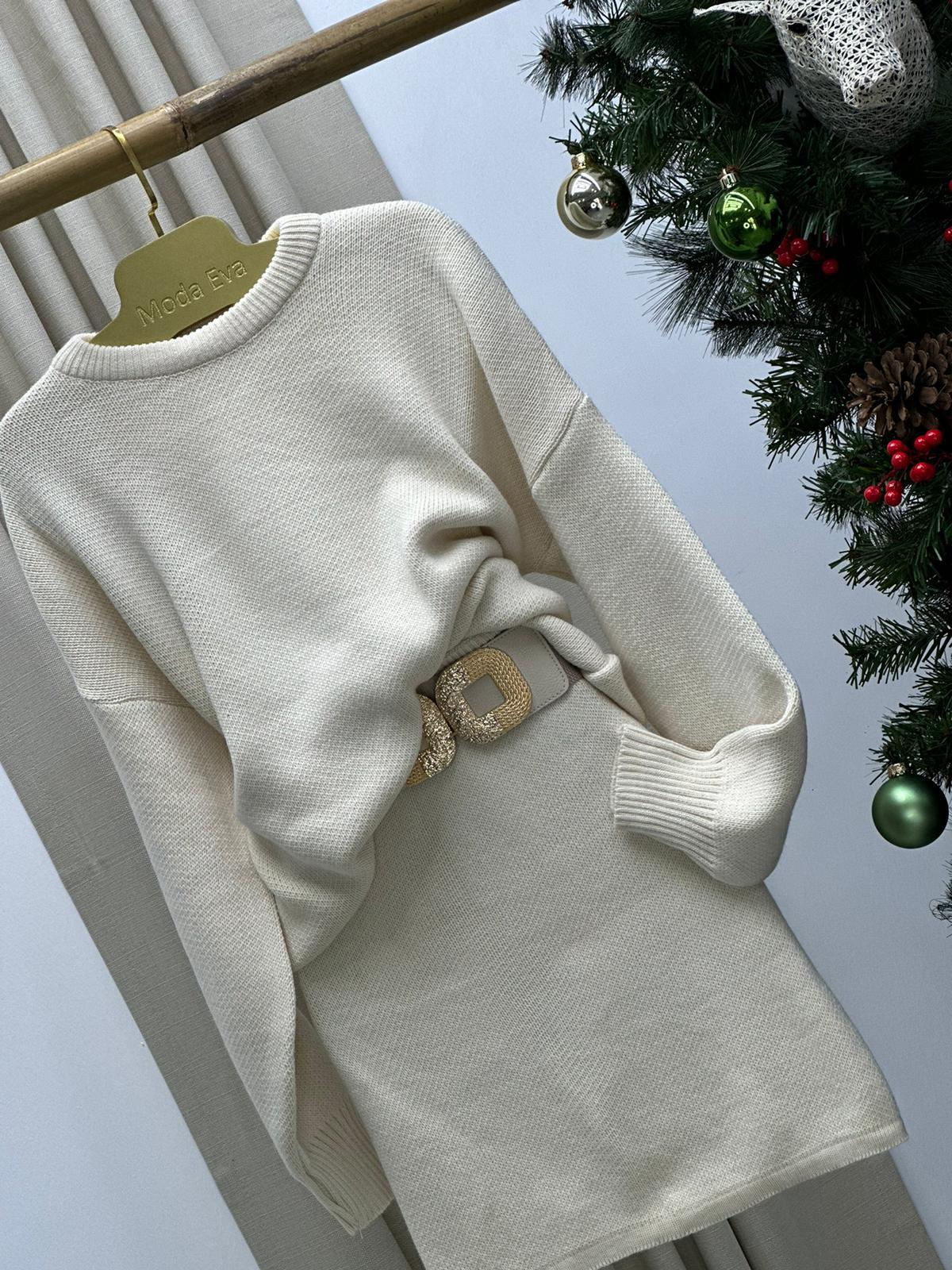 Yuvarlak Yaka Oversize Triko Kazak Etek İkili Takım Kemer Hariçtir Krem