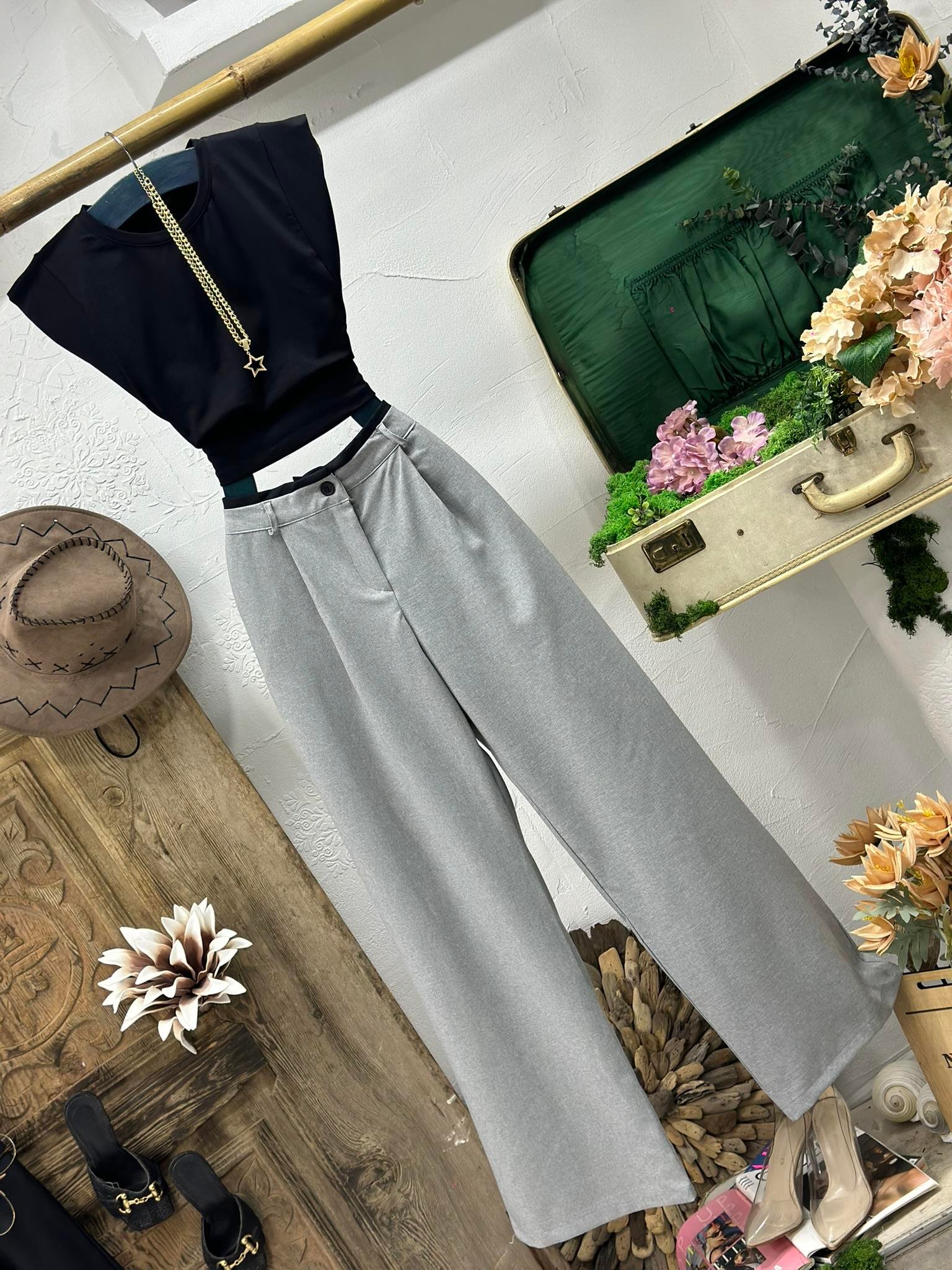 Yuvarlak Yaka Sıfır Kol Premium Crop