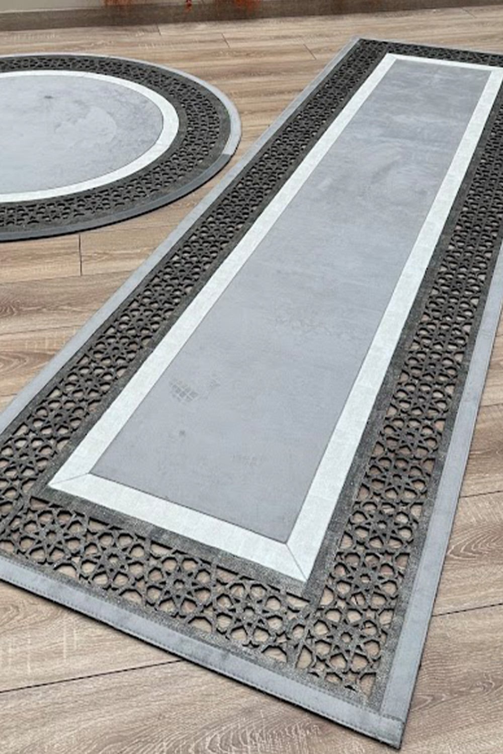 Antrasit Gri Rono Deri Yuvarlak Halı