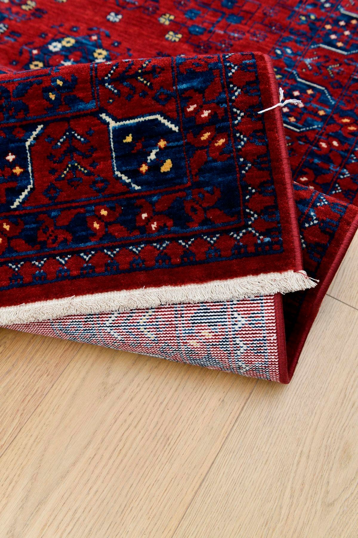 Beylerbeyi Serisi Akrilik Modern Makine Halısı