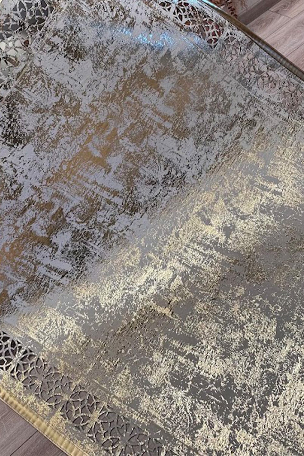 Gold Eskitme Diamond Deri Efektli Modern Halı