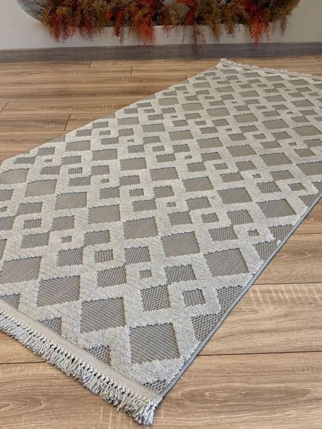 Polo Serisi Örgü İplikli Bohem Desenli Makine Halısı