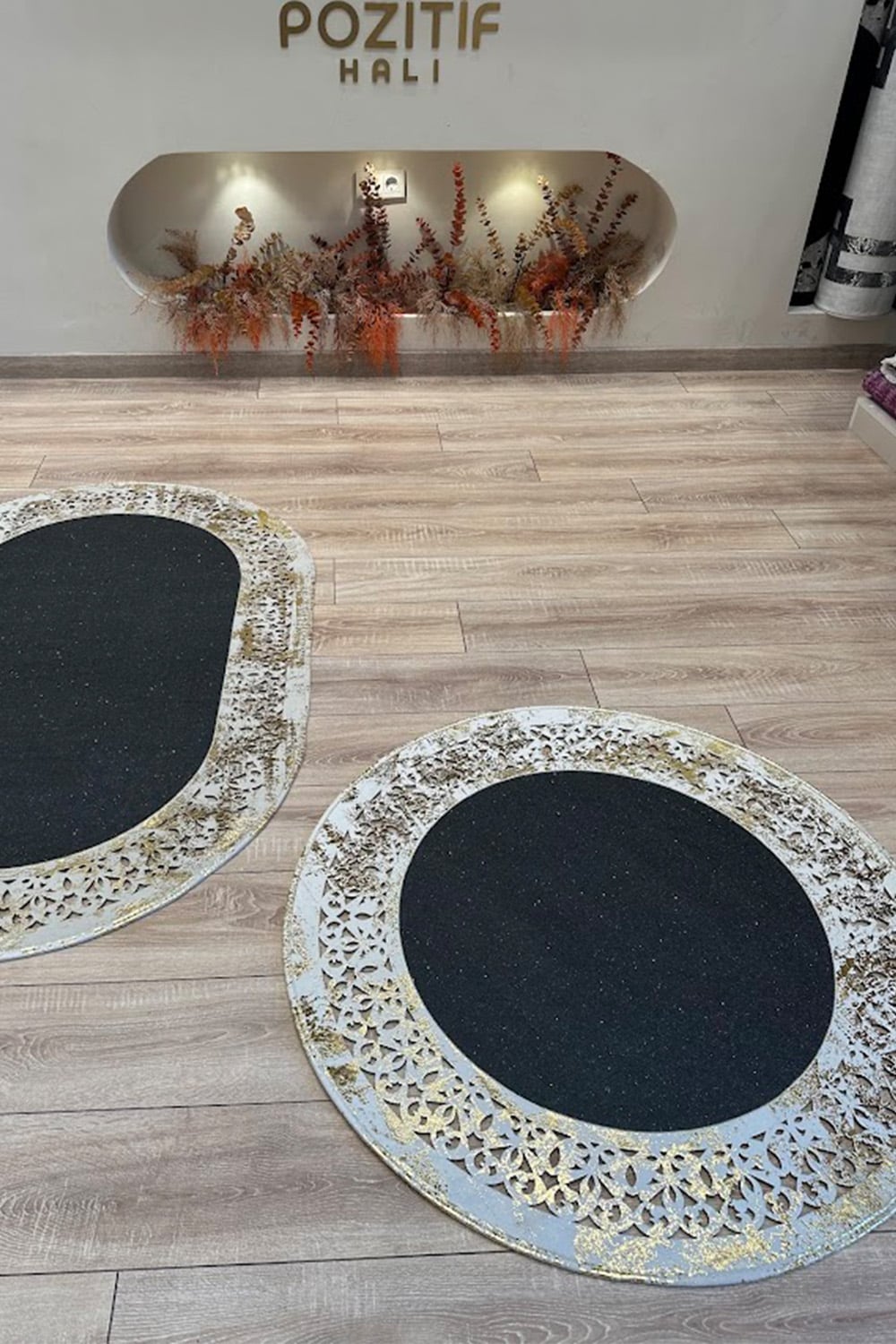 Siyah Gold Rono Deri Oval Halı