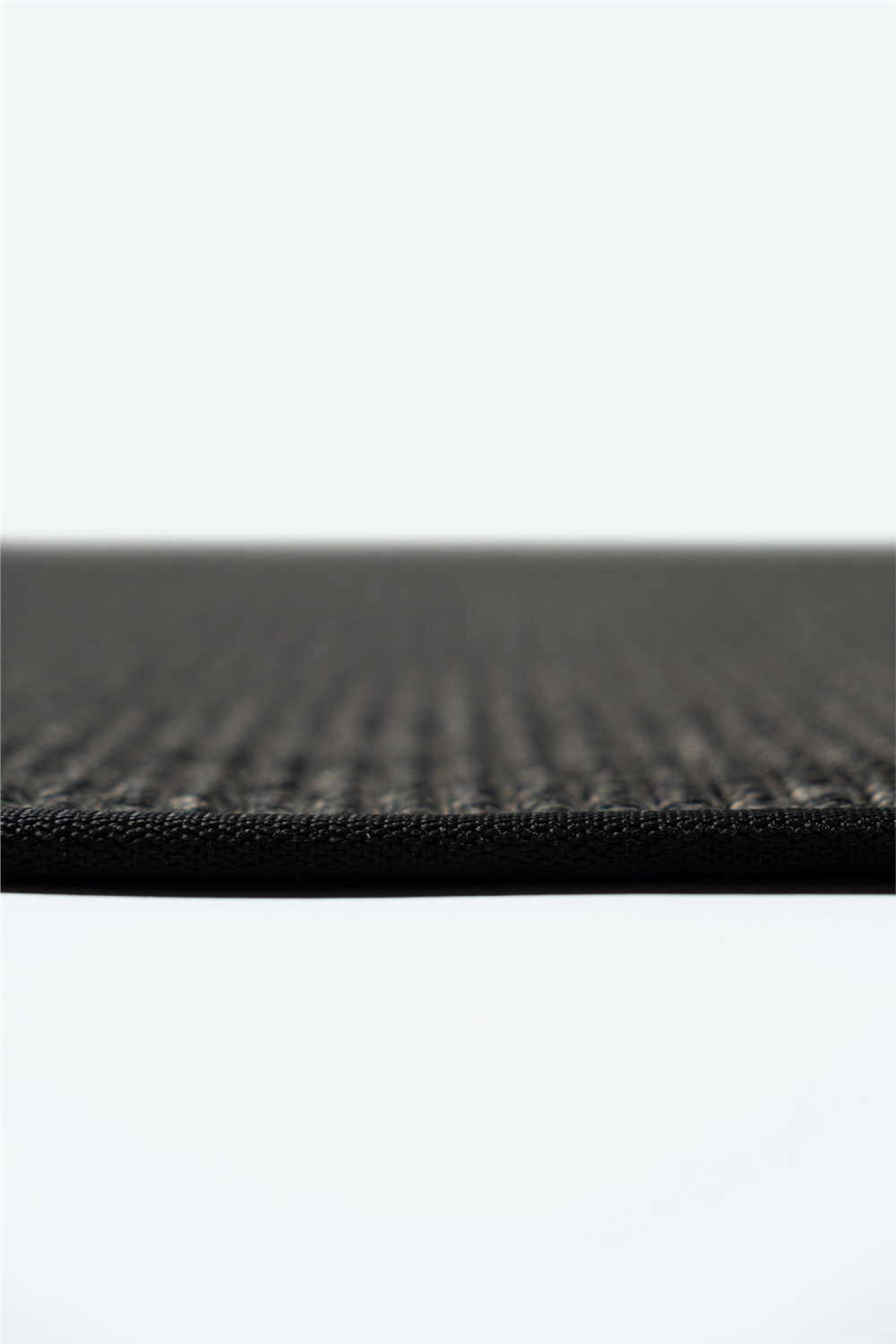 Suit SU04 Anthracite Biye 10 Black Doğal Sisal Halı