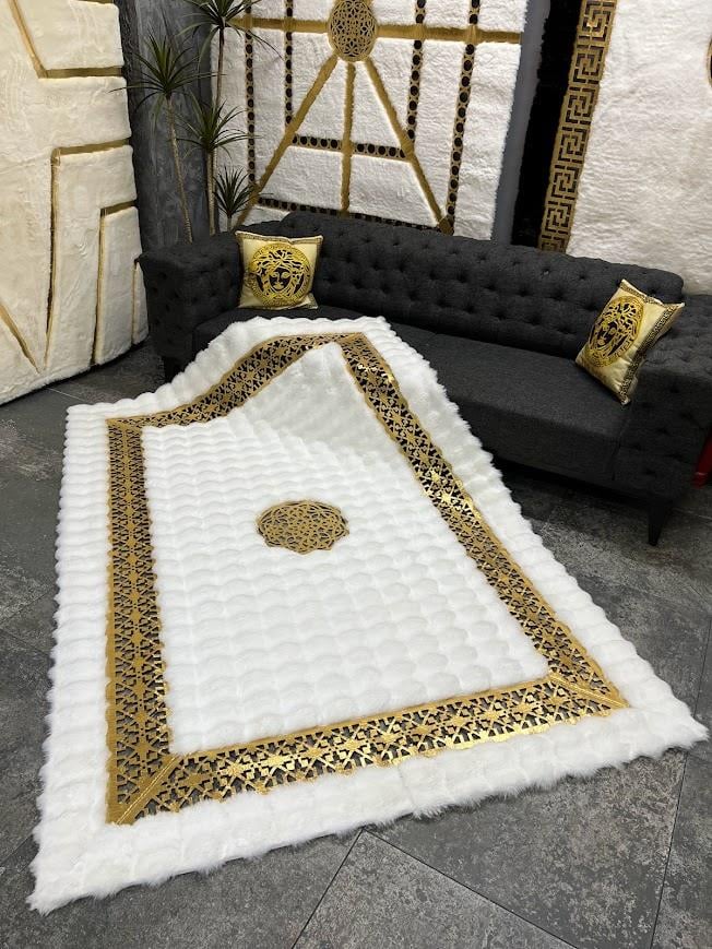 Yumuşak Yüzeyli Kaymaz Tabanlı Özel Şahmeran Serisi Halılar