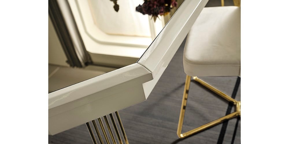 City Gold Ayaklı Yemek Odası