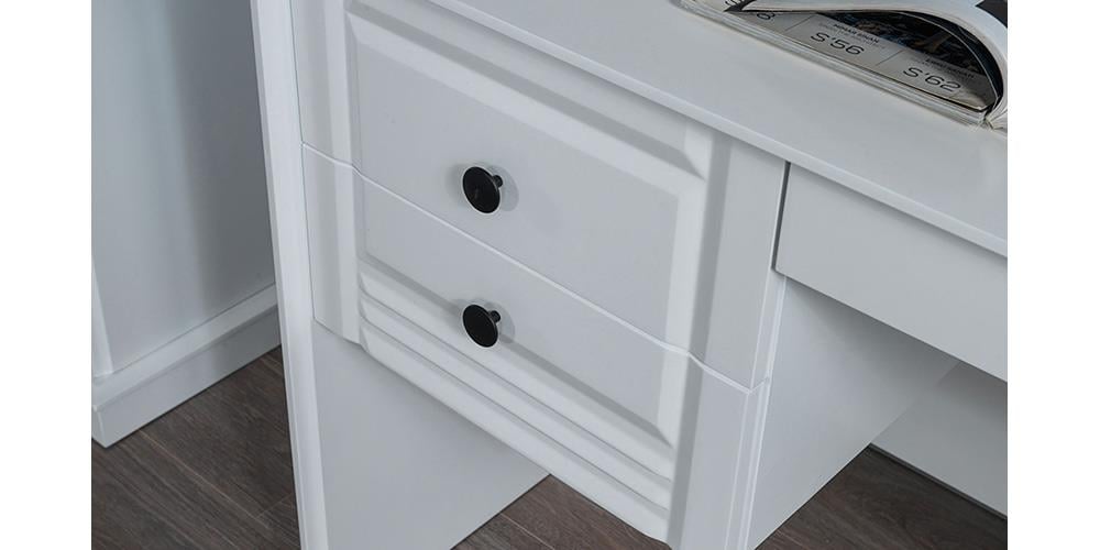 Lale Beyaz Genç Odası 