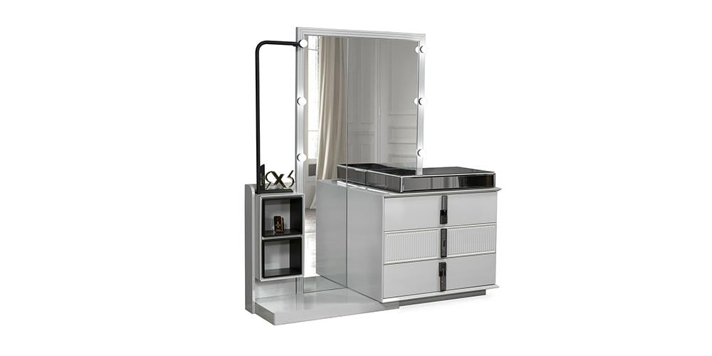 Riva Kapaklı Yatak Odası