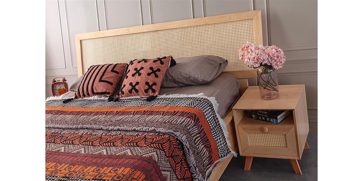 Valeria Ağaç Yatak Odası