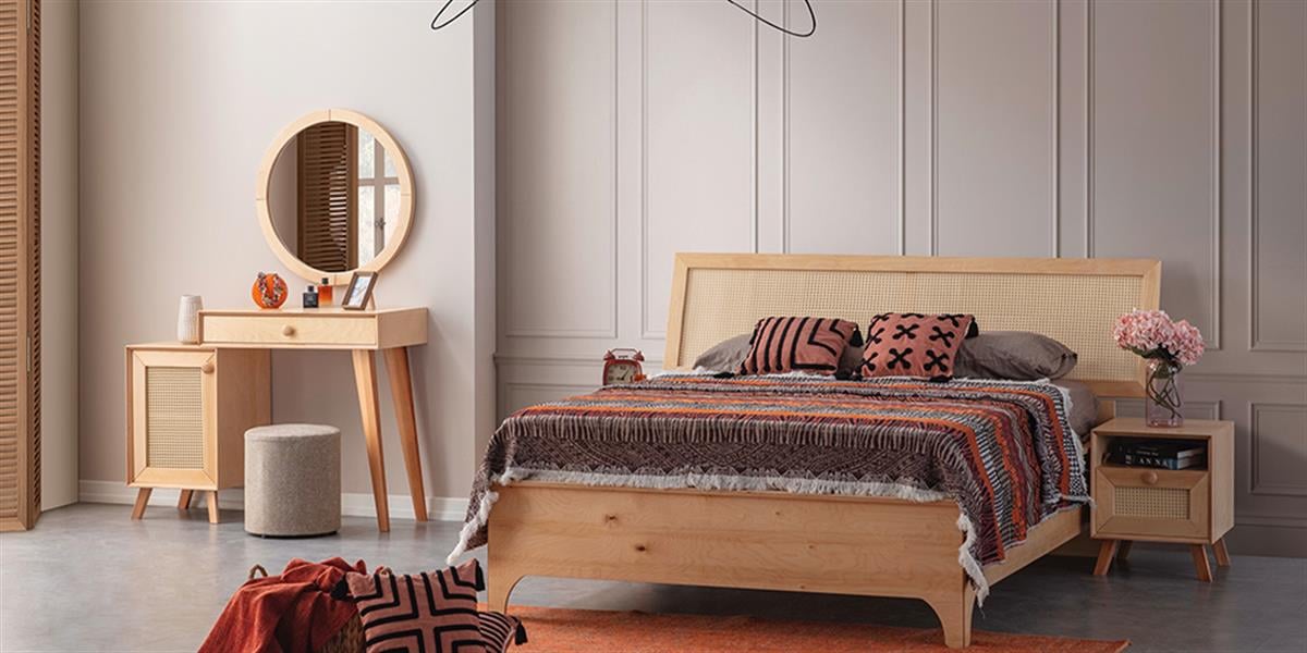 Valeria Ağaç Yatak Odası