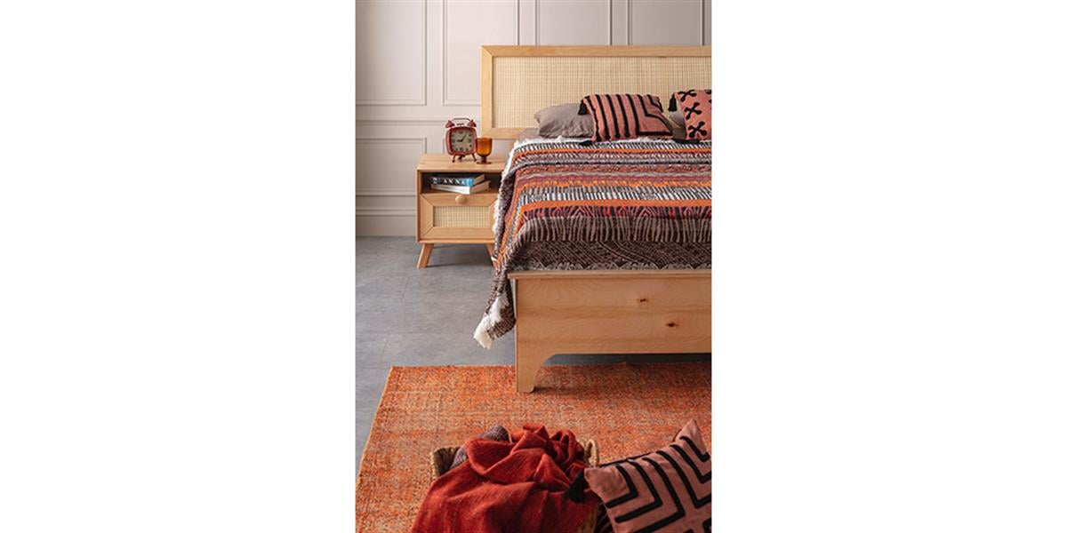 Valeria Ağaç Yatak Odası