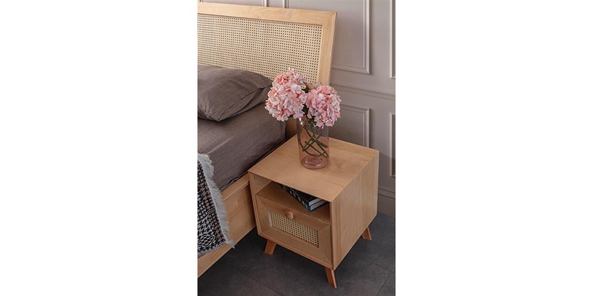 Valeria Ağaç Yatak Odası