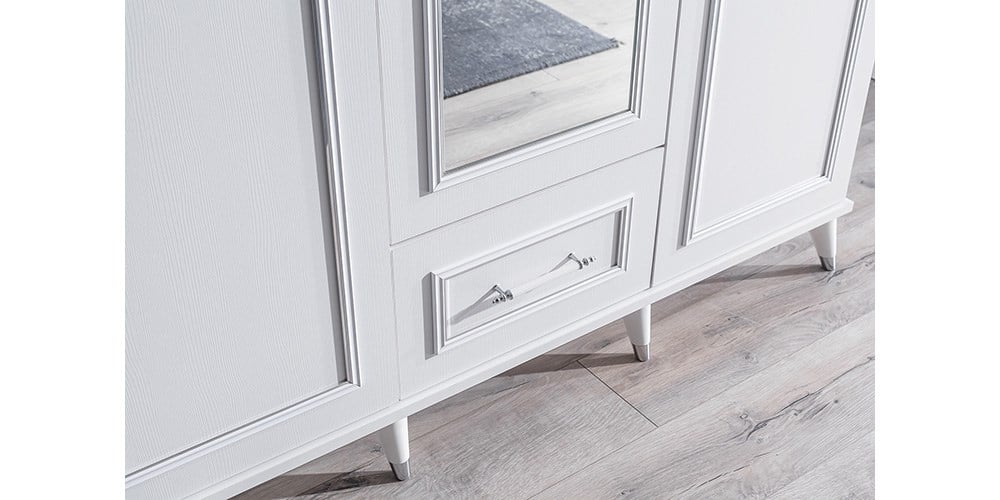 Yağmur Büyüyen Beşik Bebek Odası