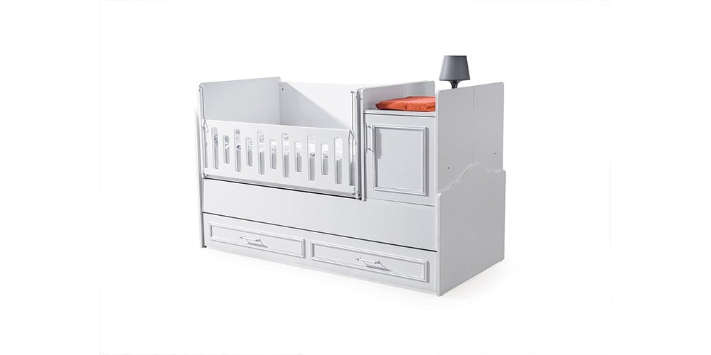 Yağmur Büyüyen Beşik Bebek Odası