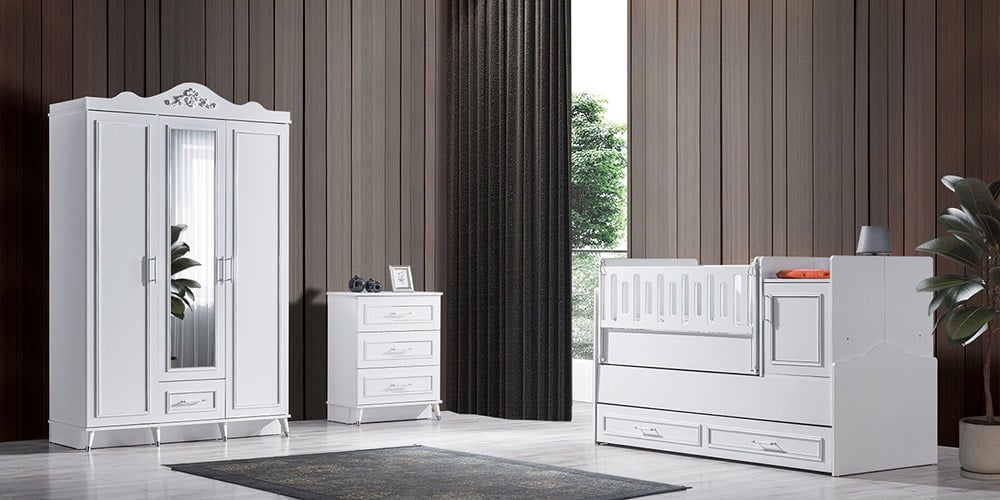 Yağmur Büyüyen Beşik Bebek Odası