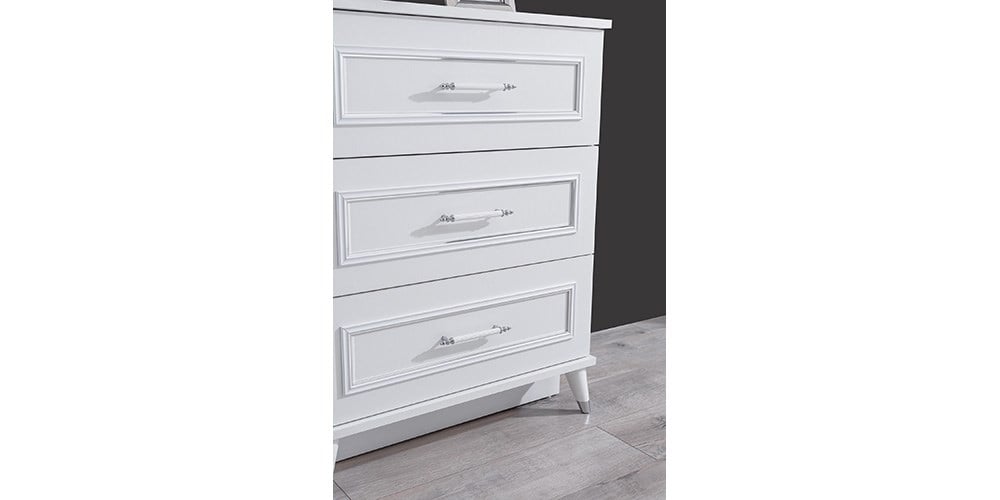 Yağmur Büyüyen Beşik Bebek Odası