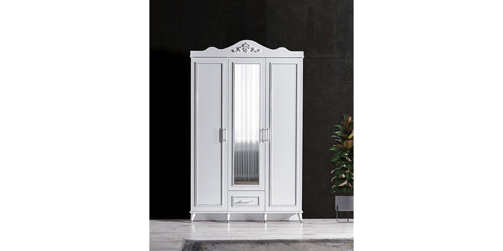 Yağmur Büyüyen Beşik Bebek Odası