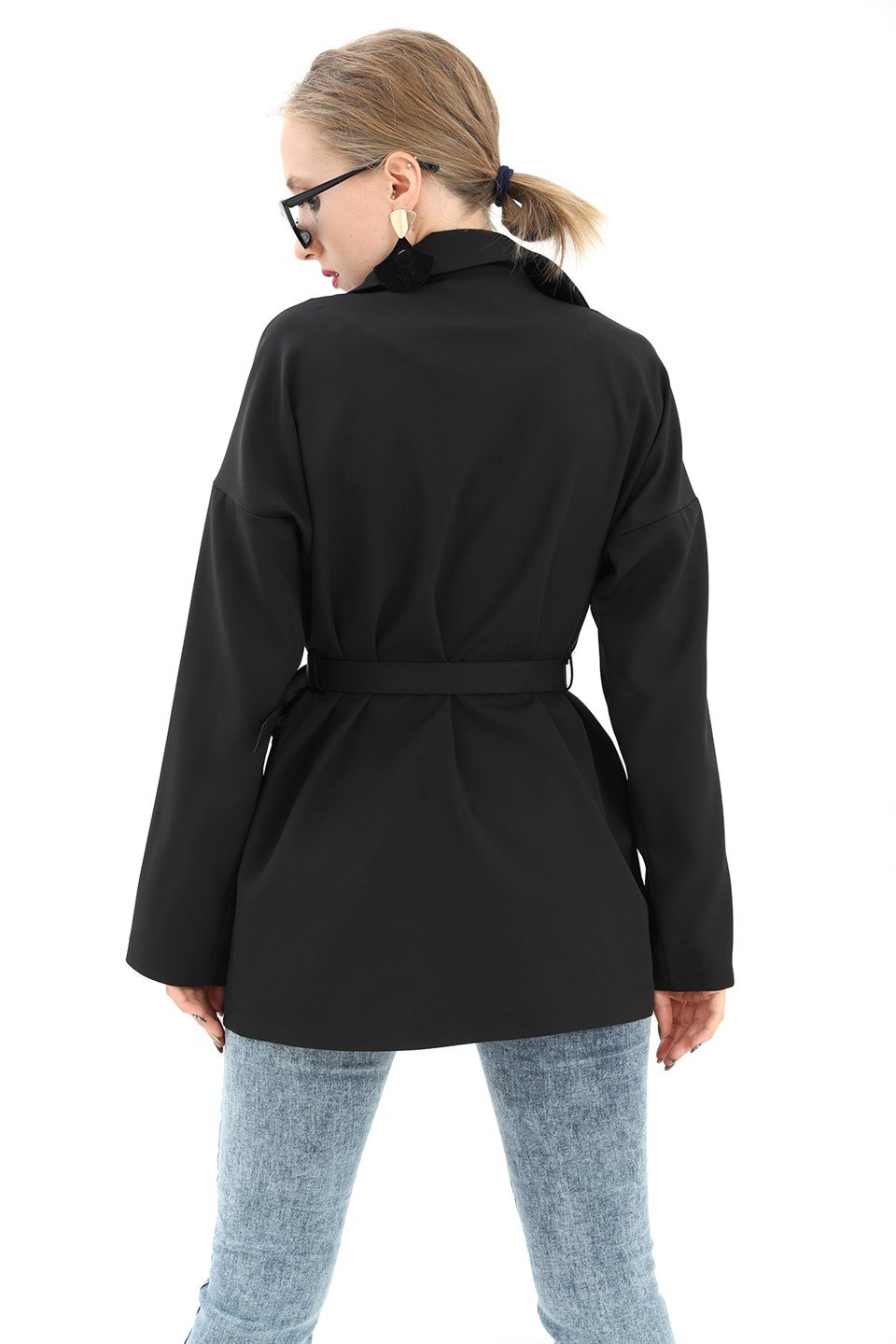 Düşük Omuz Kemerli Atlas Kumaş Blazer Ceket - Siyah