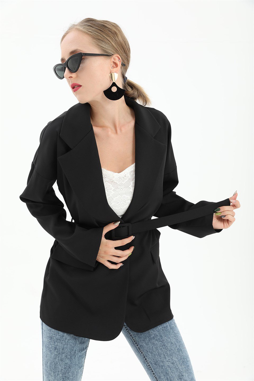 Düşük Omuz Kemerli Atlas Kumaş Blazer Ceket - Siyah