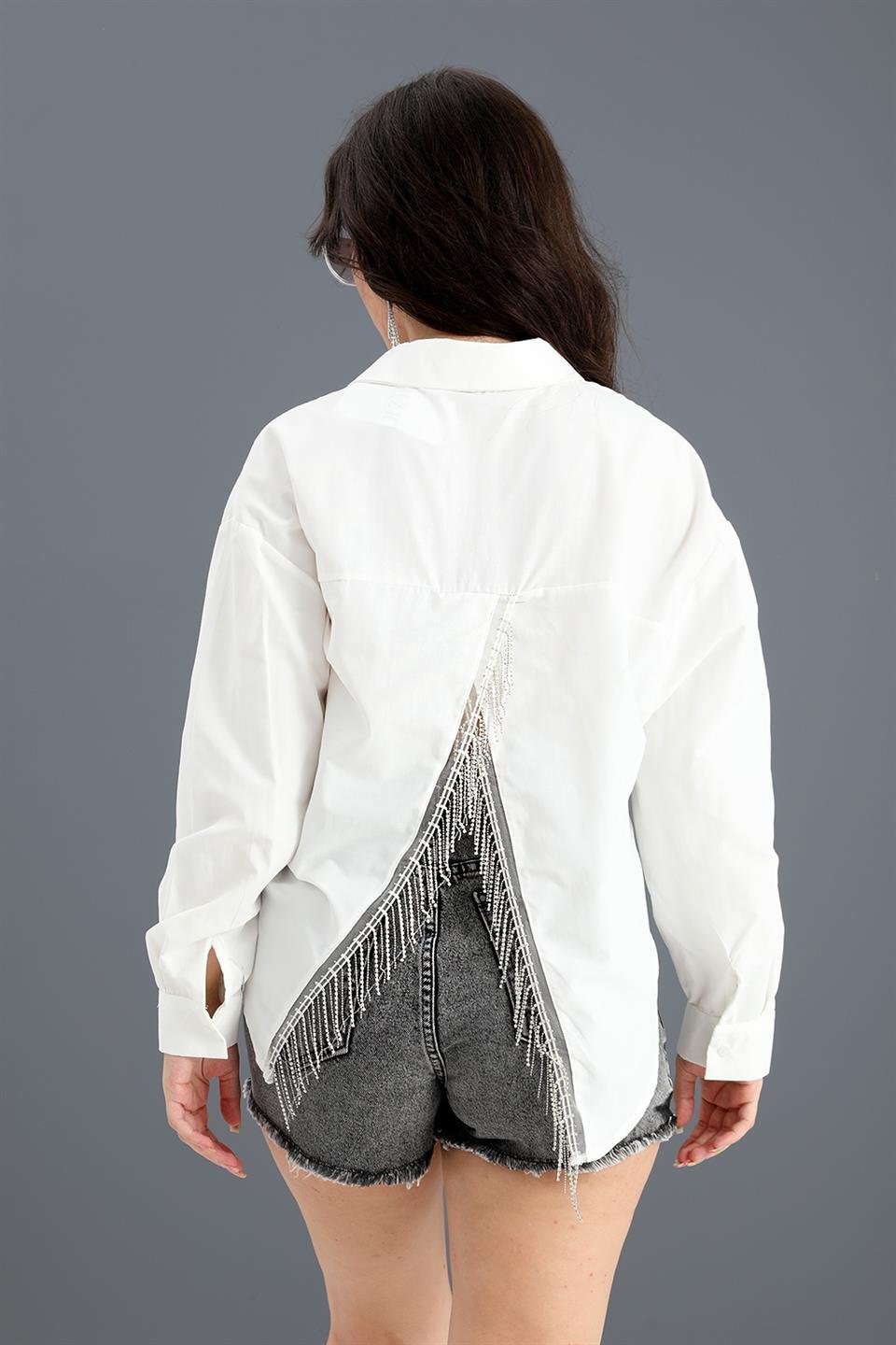 Gömlek Cepli Arkası Zincir Detaylı - Beyaz