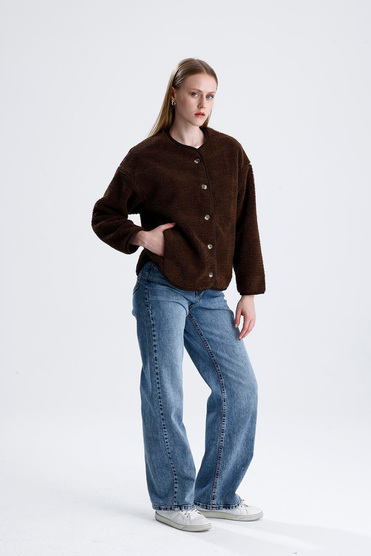 İçi Polarlı Düğmeli Peluş Ceket - Kahve