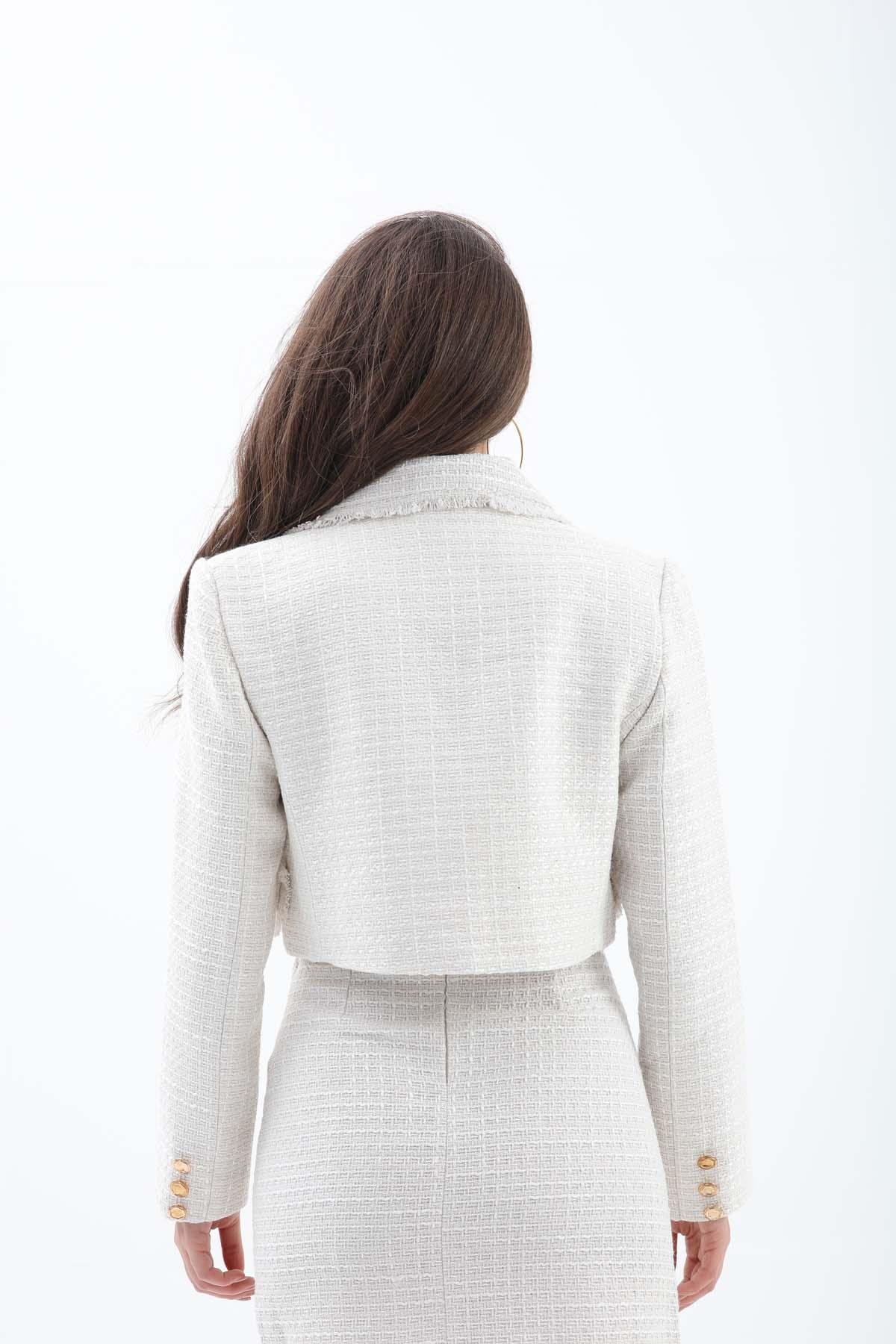 Kruvaze Yaka Cep ve Püskül Detaylı Chanel Ceket - Ekru