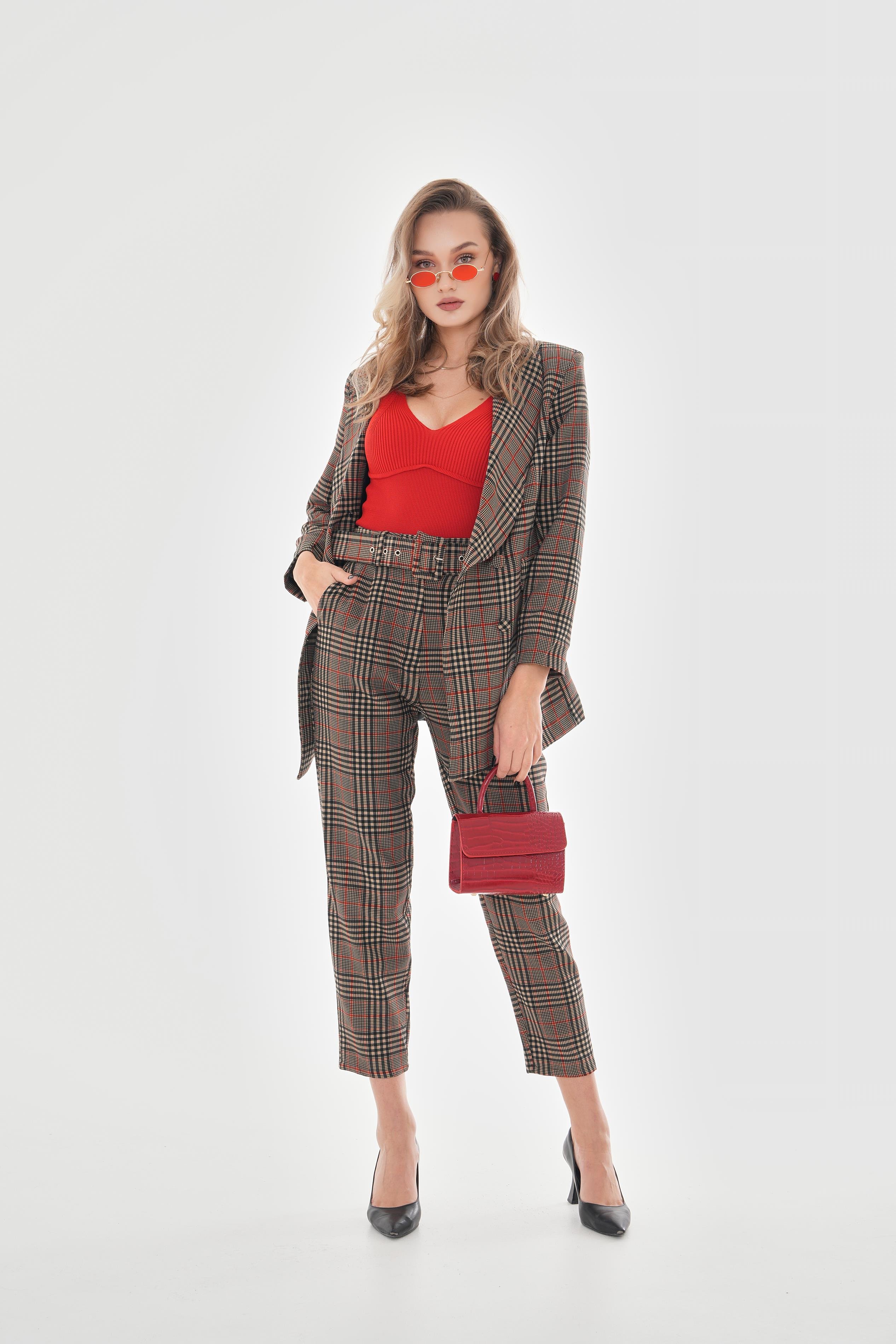 Omuzları Vatkalı Önü Çıtçıtlı Ekose Blazer Ceket - Kırmızı