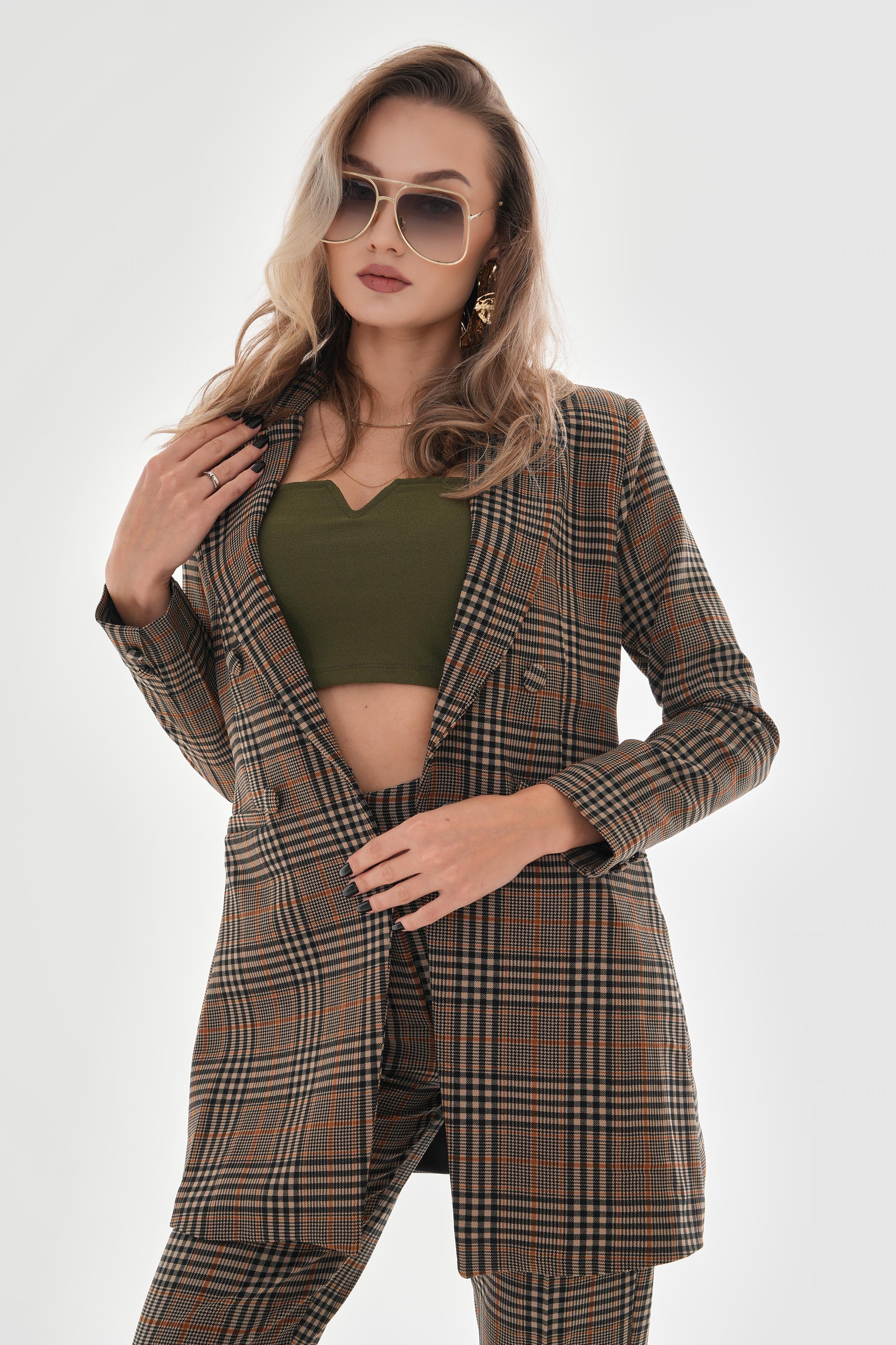 Omuzları Vatkalı Önü Çıtçıtlı Ekose Blazer Ceket - Vizon