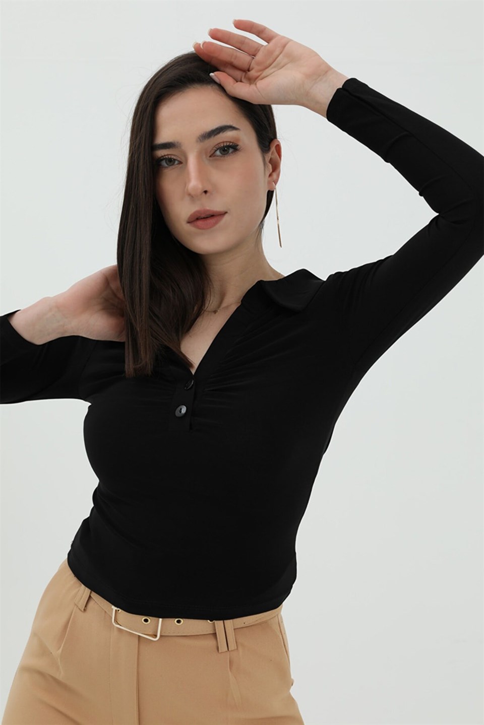 Sandy Yakalı Düğmeli Bluz - Siyah