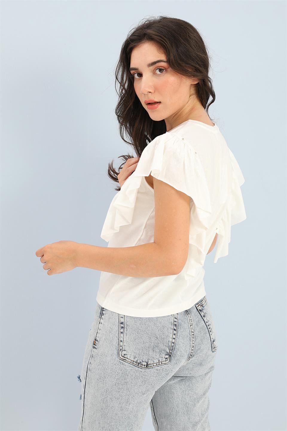 T-shirt Bisiklet Yaka Kolları Fırfırlı - Beyaz