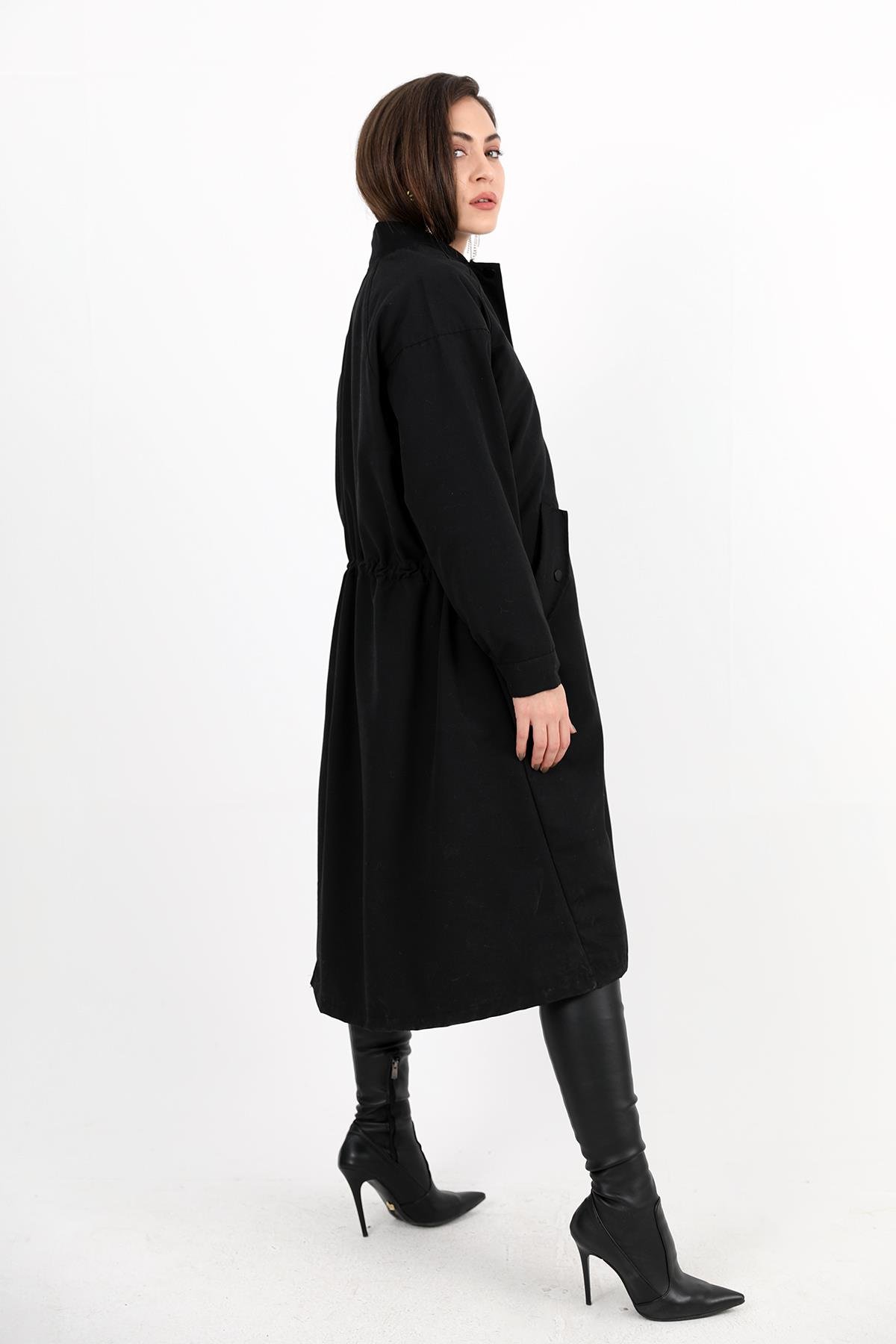 Trençkot Yakası Ribanalı Kolu Çıtçıtlı Fermuarlı - Siyah