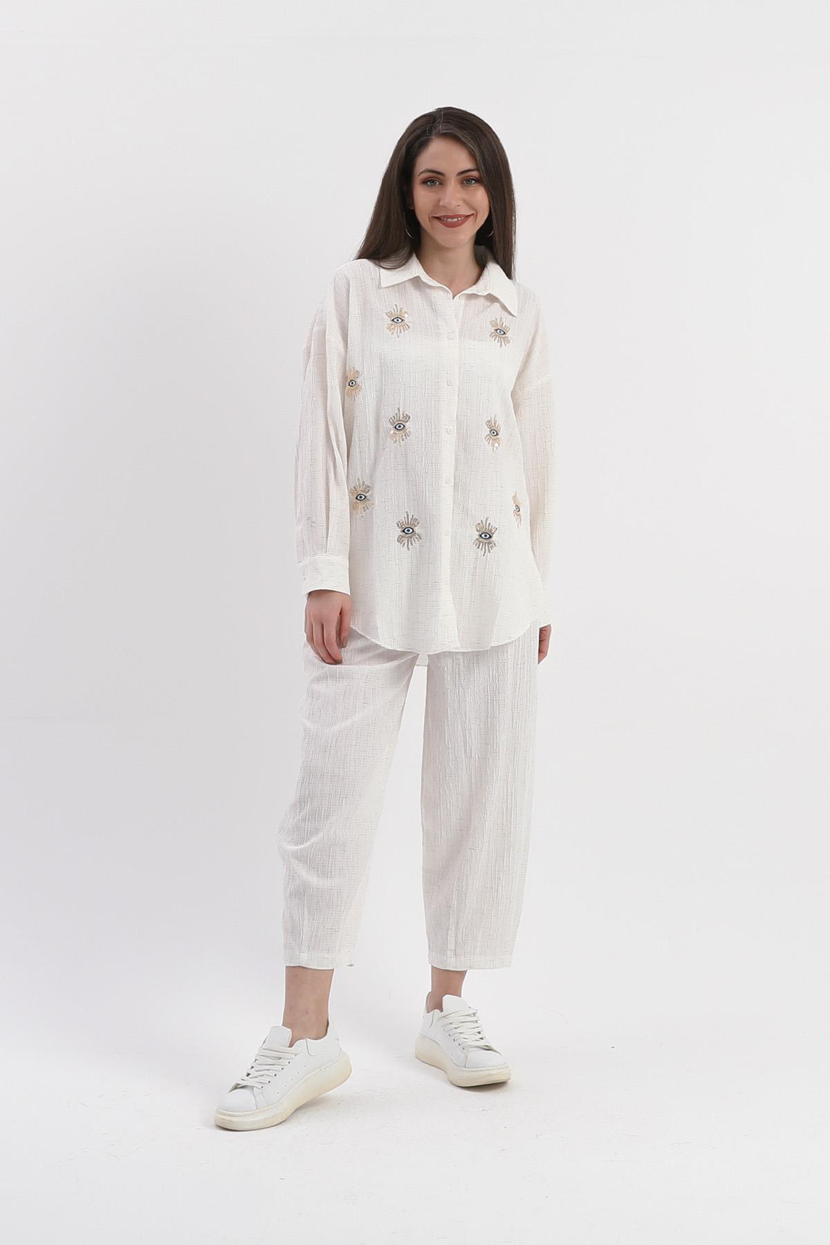 Yanı Yırtmaçlı Krinkıl Kumaş Göz Nakışlı Keten Gömlek - Ekru