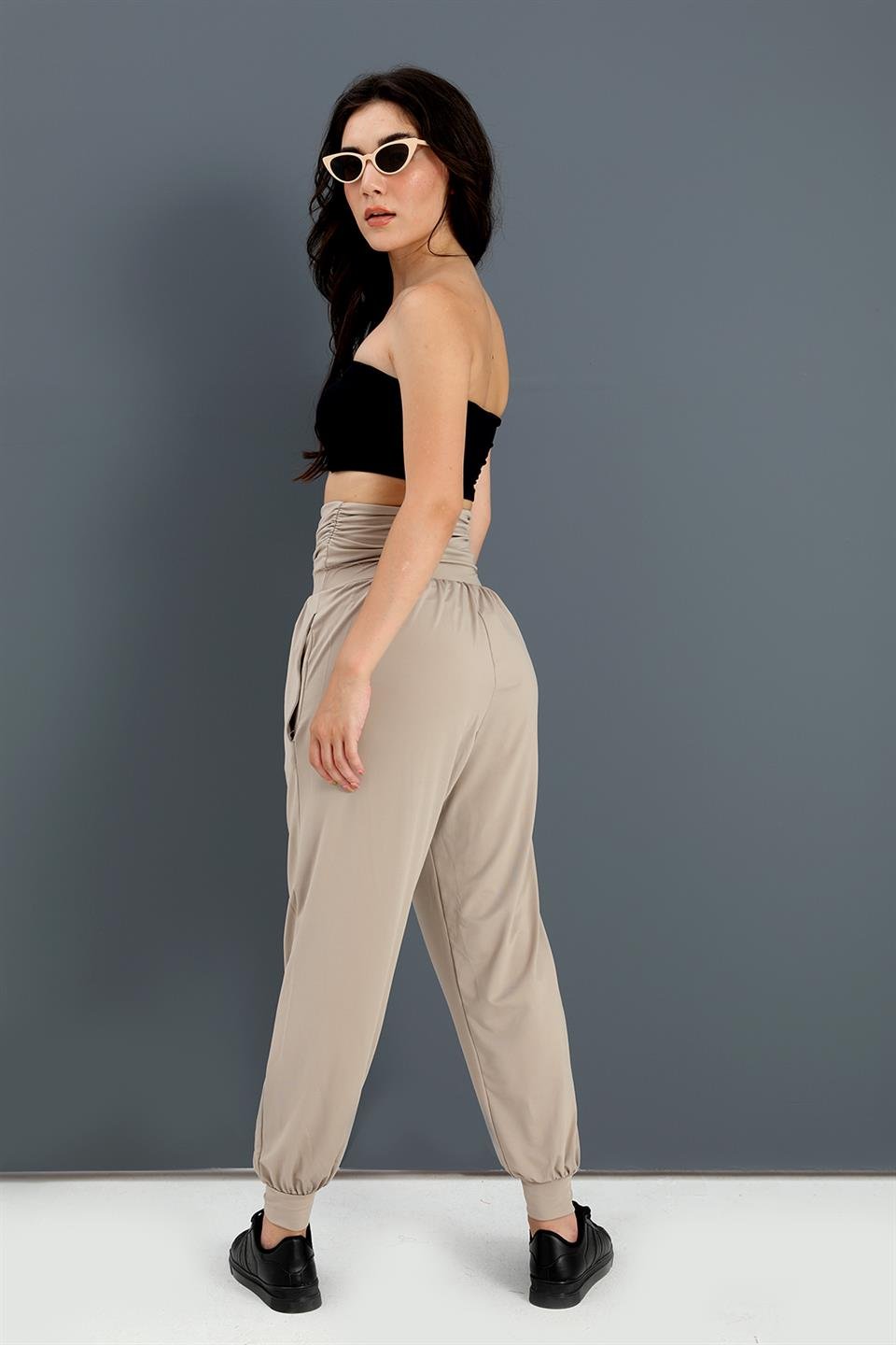 Yüksek Bel Cepli Jogger Pantolon - Bej