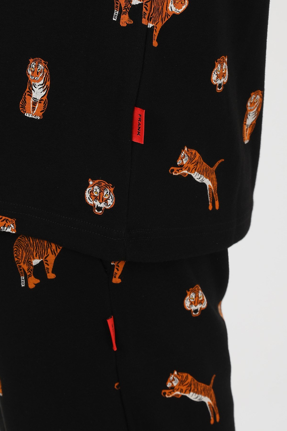 JOHN FRANK IDENTITY SLEEPWEAR