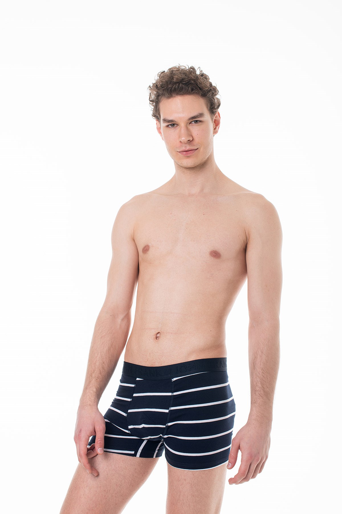 JOHN FRANK ÜÇLÜ CAMPUS  BOXER