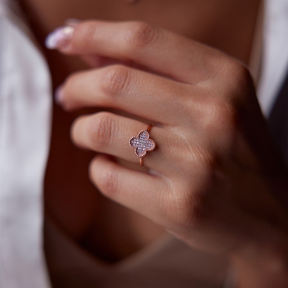 Rose Altın Minimal Yonca Yüzük