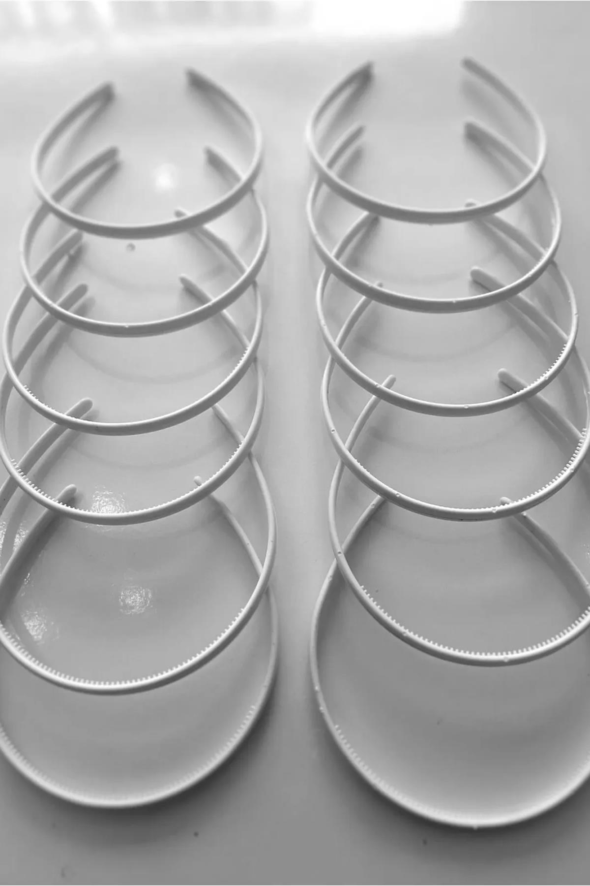 12 Adet Plastik Saç Tacı