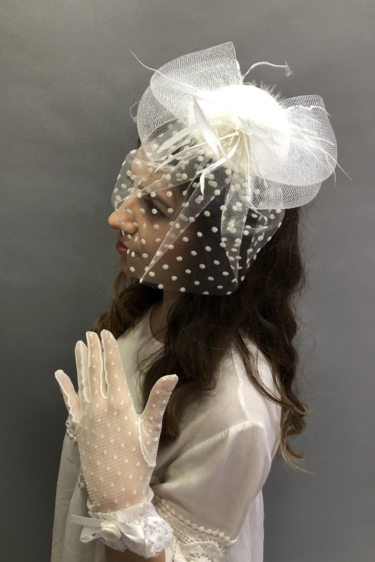Beyaz Puantiyeli Eldiven-Vualet Nikah Şapkası